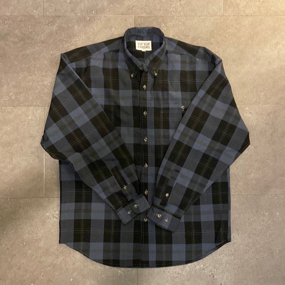 Tip Top Tailors Button Down Shirt size M